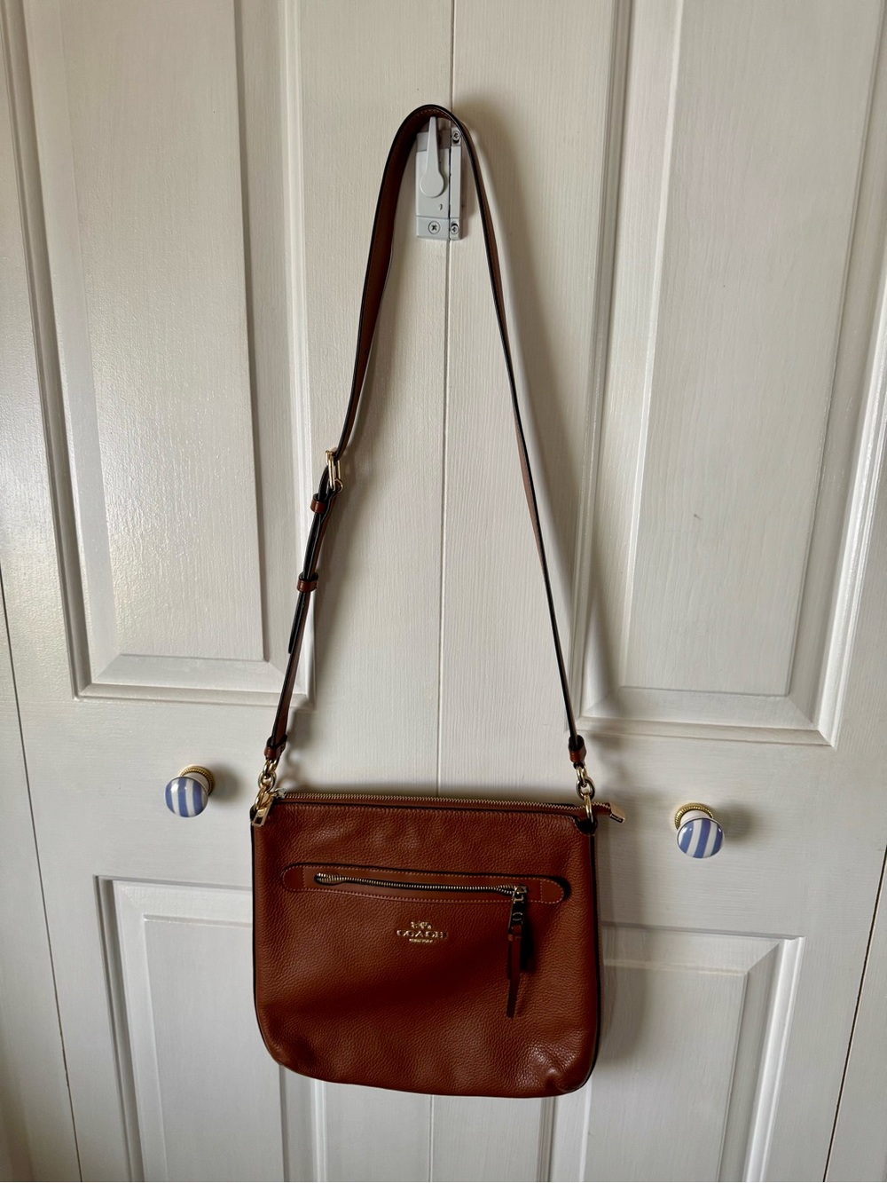Coach Brown Leather Crossbody Bag with Gold Hardware Gently Used